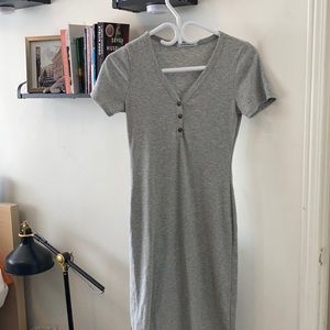 BodyCon Grey short sleeve midi dress - casual never worn